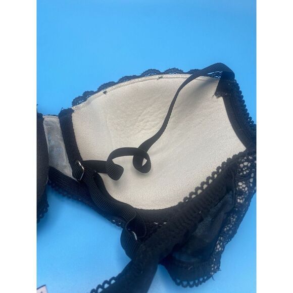 Victoria's Secret Dream Angels Lined Demi Bra Size 32C Black Lace - Picture 8 of 14
